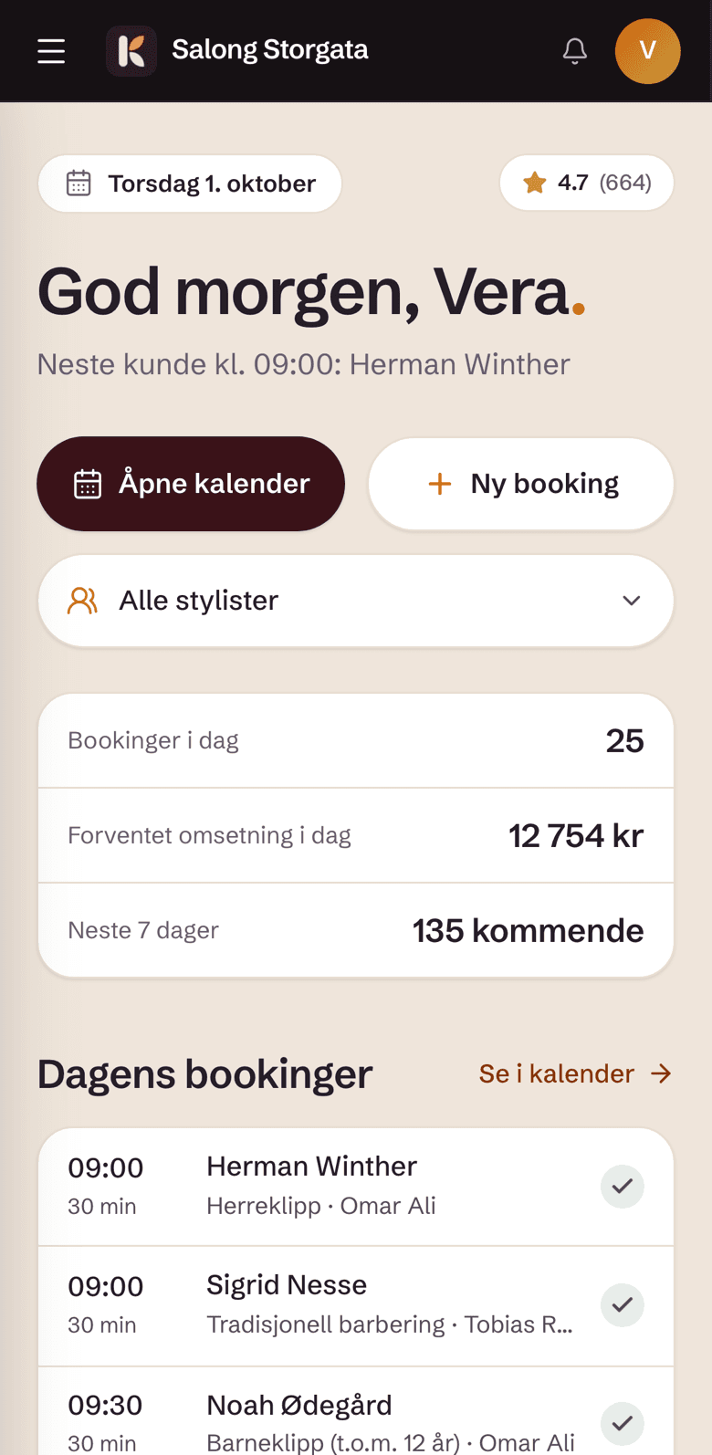 Oversikten i Klippa på mobil: dagens bookinger, forventet omsetning og neste kunde